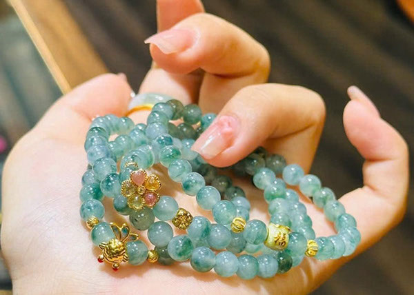 Vòng ngọc phong thủy