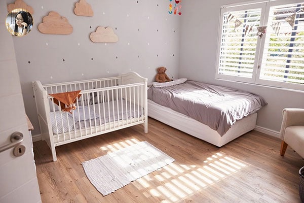 Trẻ sơ sinh ngủ ít